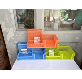 Cắm bút HS - lưới sắt nhiều màu Deli 9154
