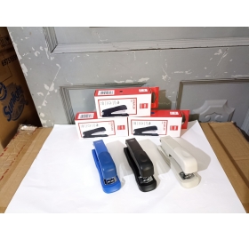 Máy bấm kim Deli E0316
